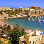 Modern 1br Maisonette Steps From The Promenade Apartamento