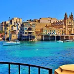 Modern 1br Maisonette Steps From The Promenade Sliema