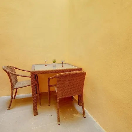 Modern 1br Maisonette Steps From The Promenade * Sliema