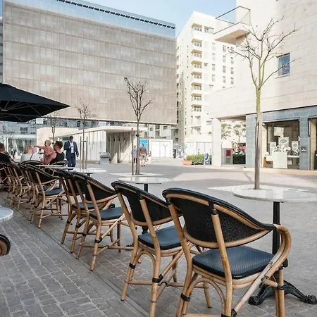 Modern 1br Maisonette Steps From The Promenade