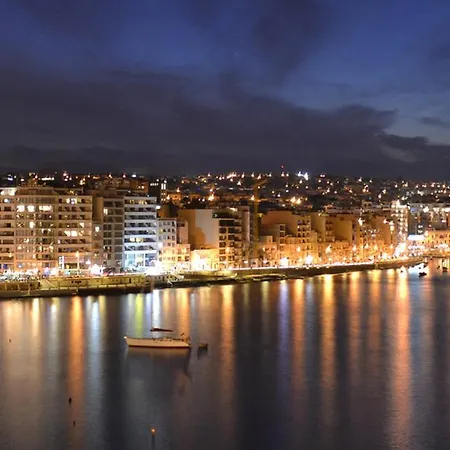 Apartment Modern 1br Maisonette Steps From The Promenade *