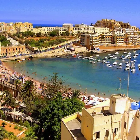 Modern 1br Maisonette Steps From The Promenade Apartment