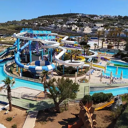 Modern 1br Maisonette Steps From The Promenade * Слима